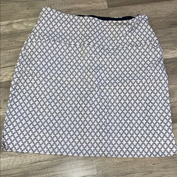 💛 White and Black Mini Pencil Skirt for Casual Wear - Picture 2 of 3